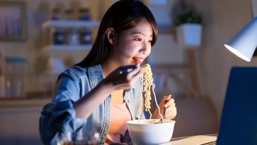 Ngemil di Malam Hari Siapa Takut, Tapi Anda Wajib Tahu Tipsnya