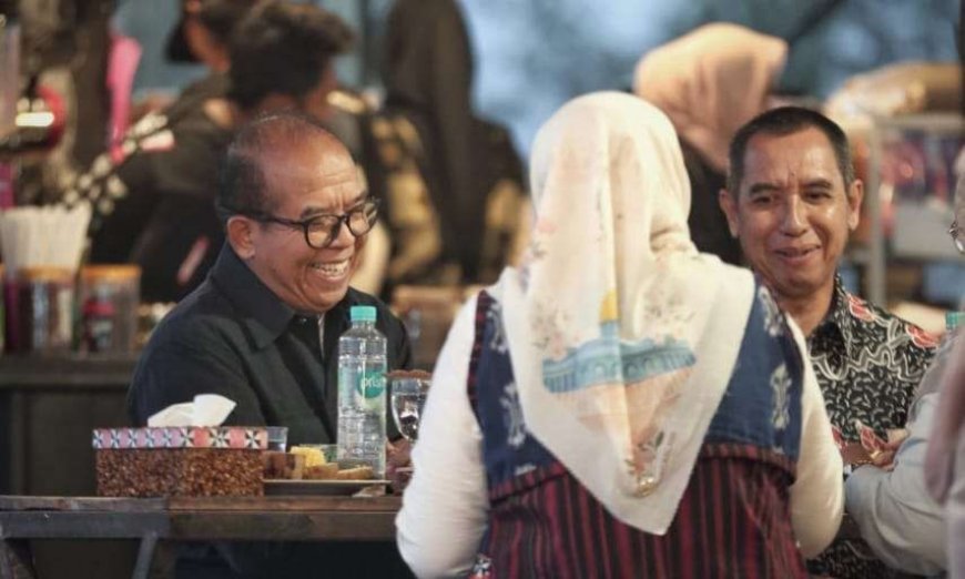 Pj. Gubernur Lampung dan Ketua TP-PKK Kunjungi Sekolah Kopi Sumber Jaya Lampung Barat