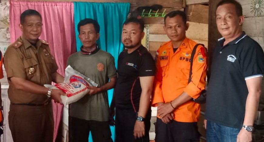 BPBD dan DPRD Tanggamus Salurkan Bantuan Logistik untuk Tim Penghalau Gajah Liar