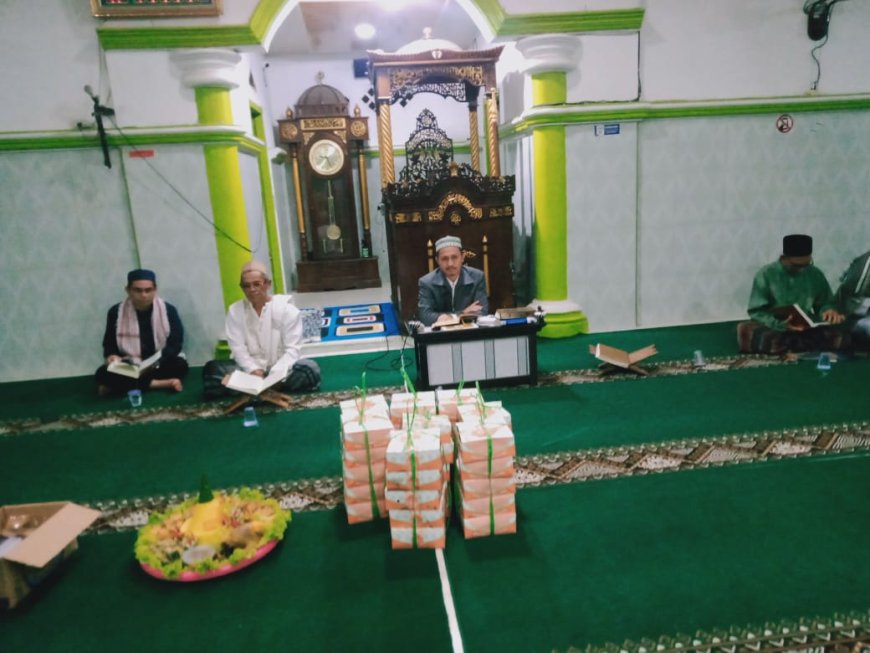 Napak Tilas Nuzulul Qur’an, Jama’ah Masjid Baitus Sidqon Gelar Khataman